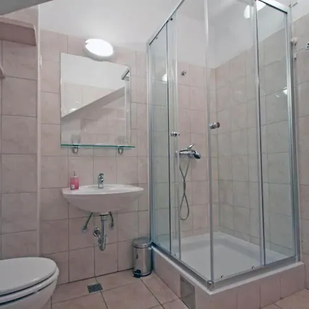 Beachfront Tamarix Апартаменты